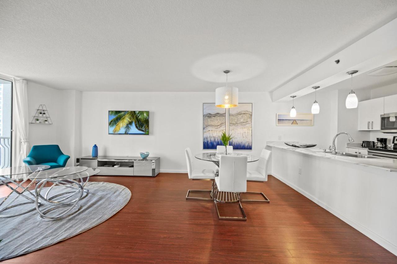 Amazing Condo With Free Parking In Brickell Miami Exterior foto